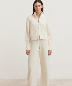 Garmentgrid.shop2144636a9f 1