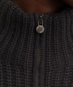 Garmentgrid.shop96a49648ea 4