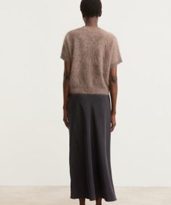 Garmentgrid.shopb33fb902ea 3