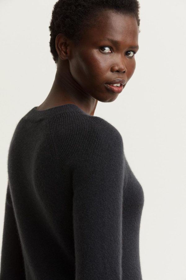 Garmentgrid.shope268347e22 2