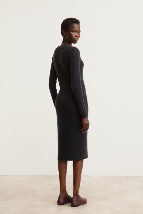 Garmentgrid.shope268347e22 4